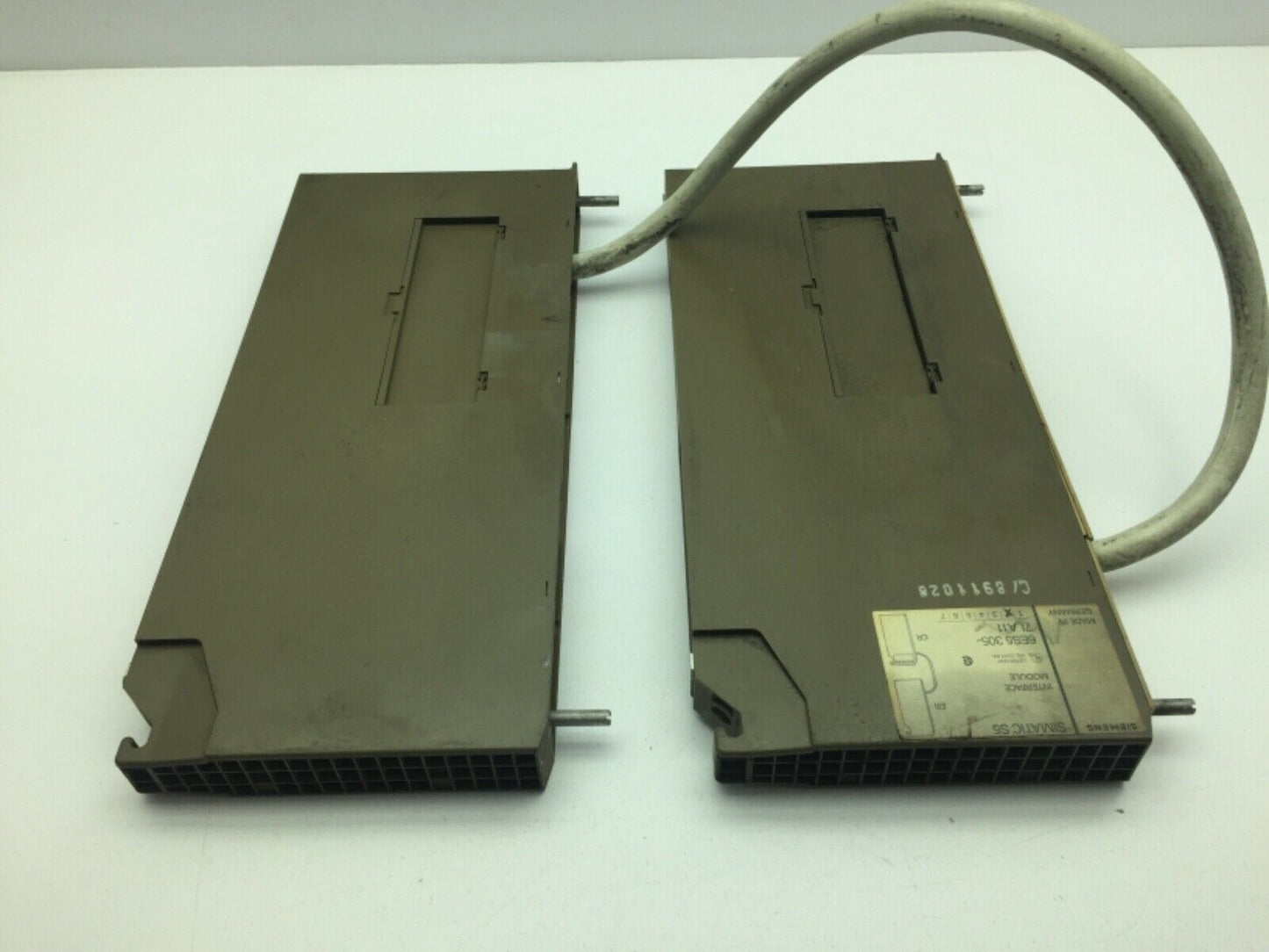 Siemens 6ES5 305-7LA11 Simatic S5 Interface Module