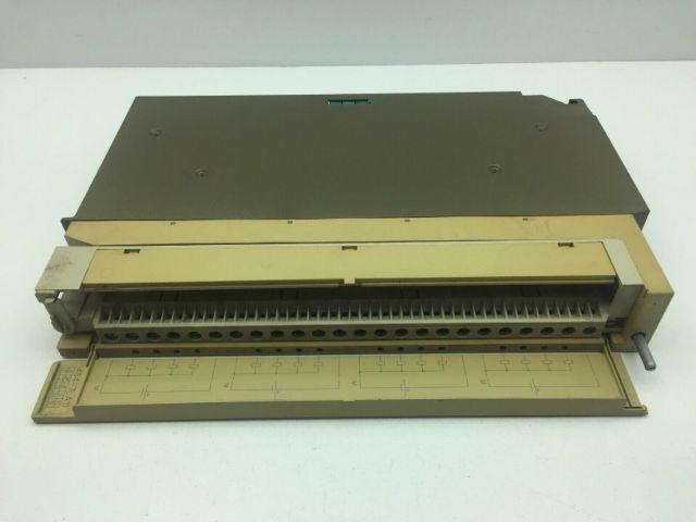 Siemens 6ES5 454-7LA11 Simatic S5 Digital Output 24VDC 2A