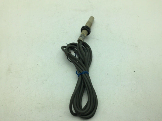 Omron E2K-X4MF1 Capacitive Proximity Switch