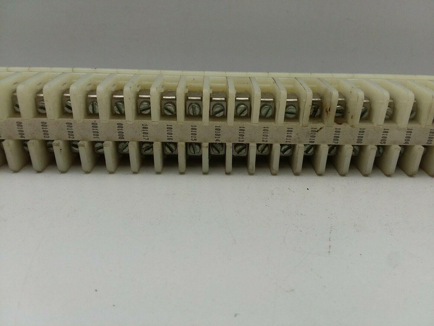 Allen Bradley 1492 DIN Rail Mount 50 Terminal Blocks