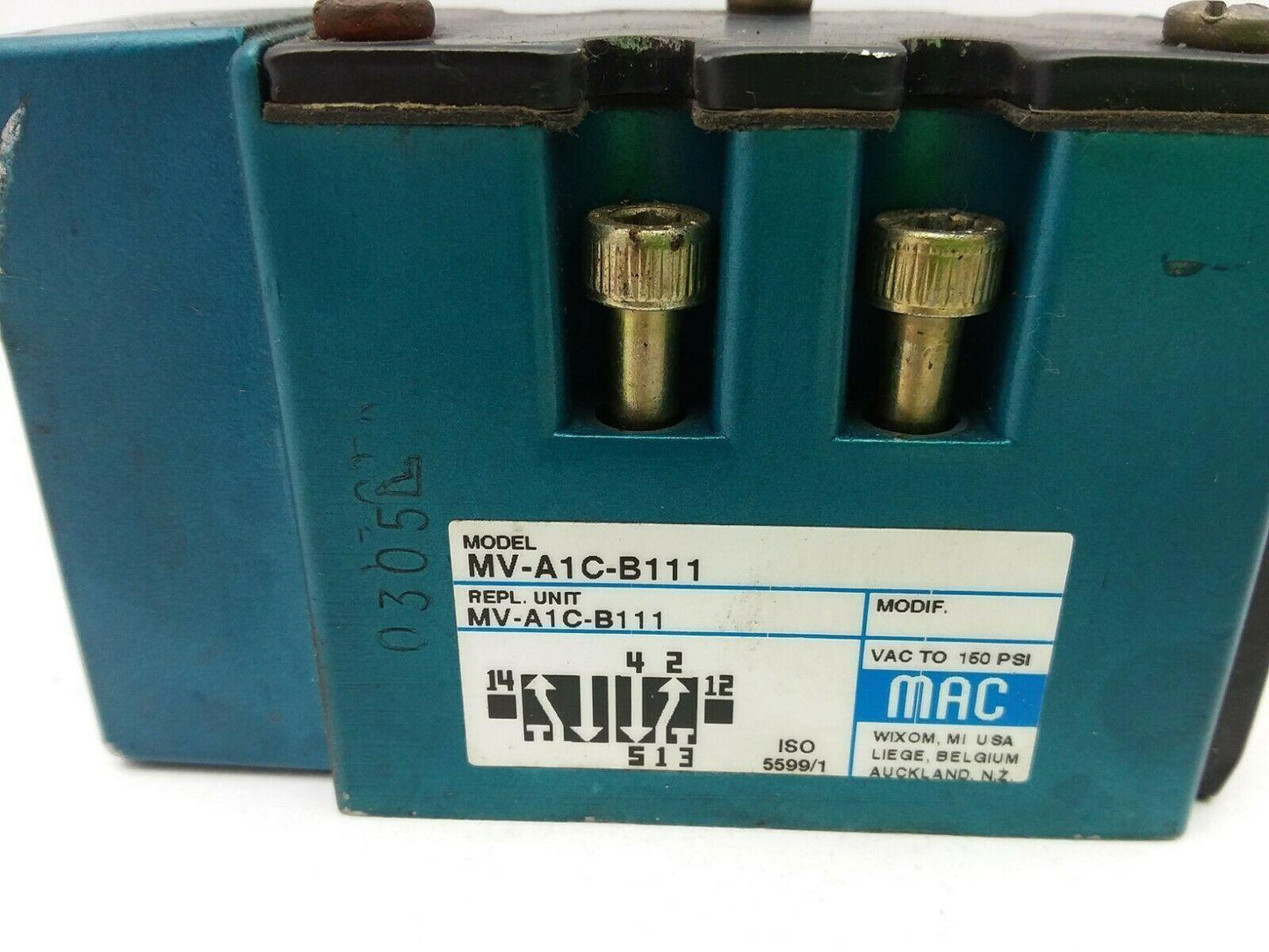 Mac MV-A1C-B111 Pneumatic Spool Valve 2 Position 5 Port 150 PSI