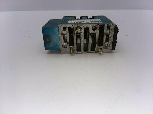 Mac MV-A1C-B111 Pneumatic Spool Valve 2 Position 5 Port 150 PSI