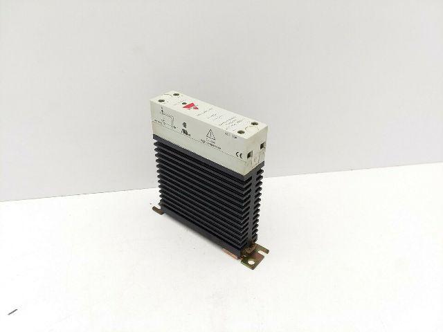 Carlo Gavazzi RN1A48D10U Solid State Relay Semiconductor Contactor 480V 10A