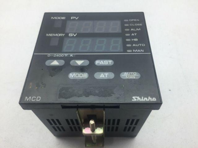 Shinko MAQ6-619-11-000-8 Temperature Controller
