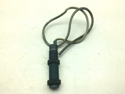 ATC 7652AD04F22SX Photoelectric Sensor 10-135VAC Proximity Switch