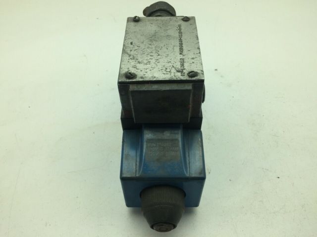 Eaton Vickers PA5DG4S4W-012C-B-60 Directional Control Valve 110-120V