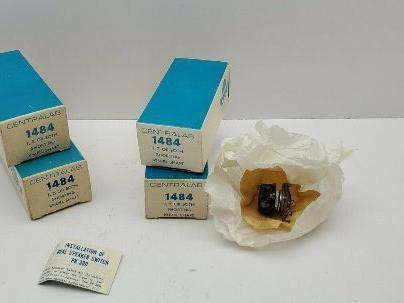Centralab 1484 Shorting Knurl Shaft Switch Lot of 4