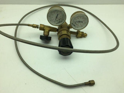 Air Products E12-3-NL45F Gas Regulator 250 PSI