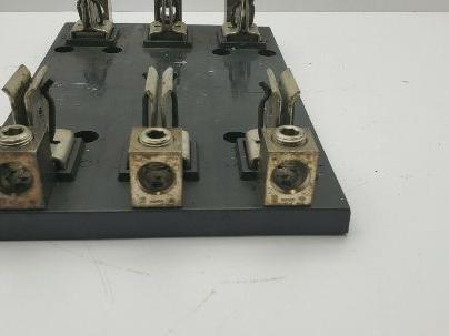 Marathon 6R200A3BCU Fuse Block 600V 200A (READ DESCRIPTION)