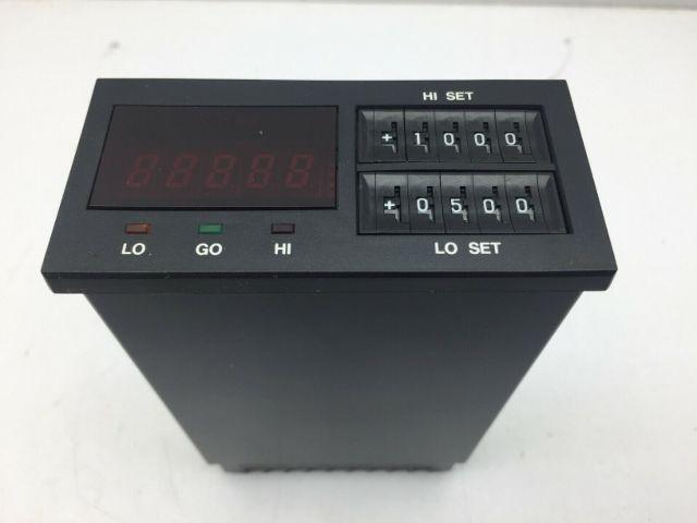 M System 44AV6-S5012-F Digital Panel Meter 120VAC 0-5VDC