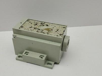 Numatics 239-1231 Terminal Housing Strip W/256-645 Rev B