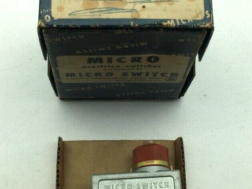 Honeywell Micro Switch BZV-RNX13 Limit Switch Dual Pluger 480VAC 1/2Hp