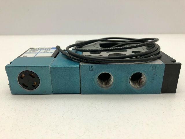 MAC Valve 811C-PM-501DA-142 with PME-501DAAA 24VDC Solenoid