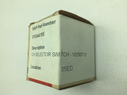 Cutler Hammer Eaton 10250T1333 3 Position Selector Switch