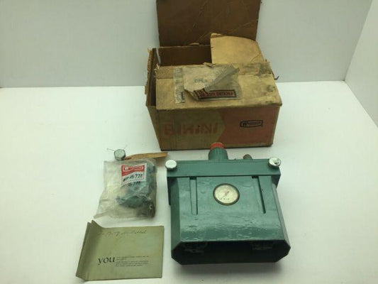 Wilkerson Bikini C01-00-000 Model 7000 Air Lubricaton Regulator