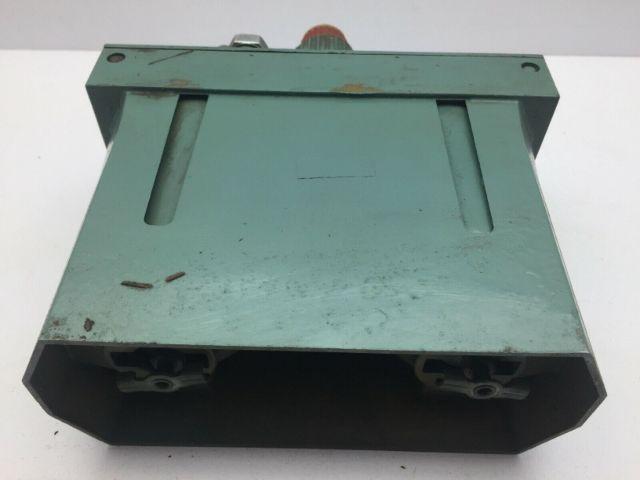 Wilkerson Bikini C01-00-000 Model 7000 Air Lubricaton Regulator