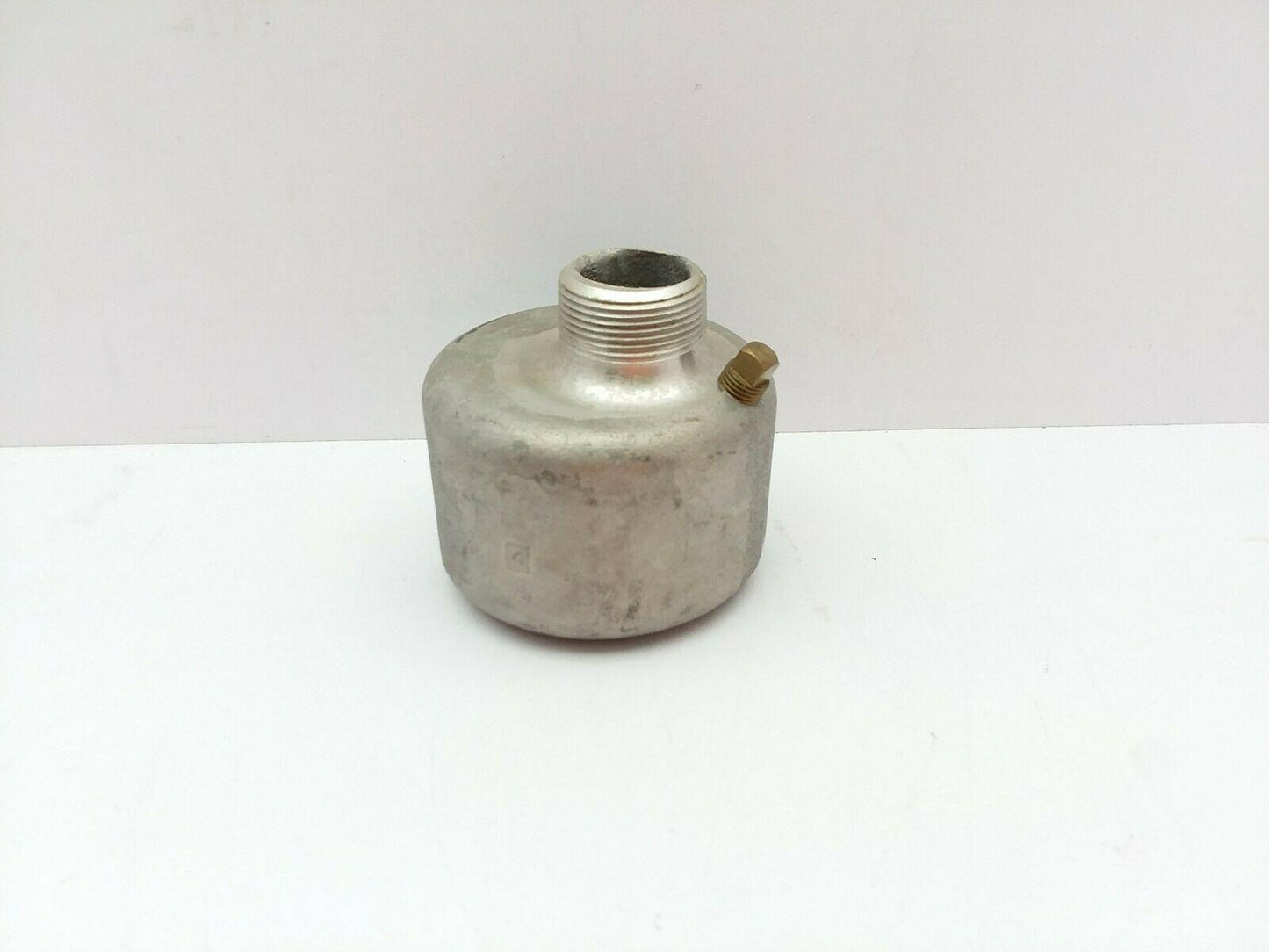 Wilden 08-2850-01 Aluminum Oil Bottle For Wilden Diaphragm Pump