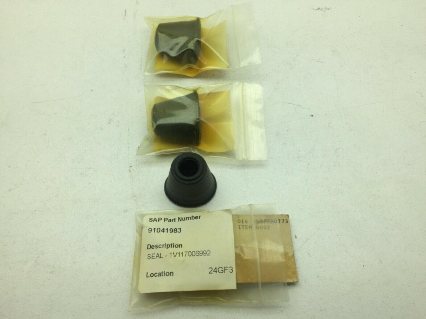 Fisher 1V117006992 Dust Seal LOT OF 3