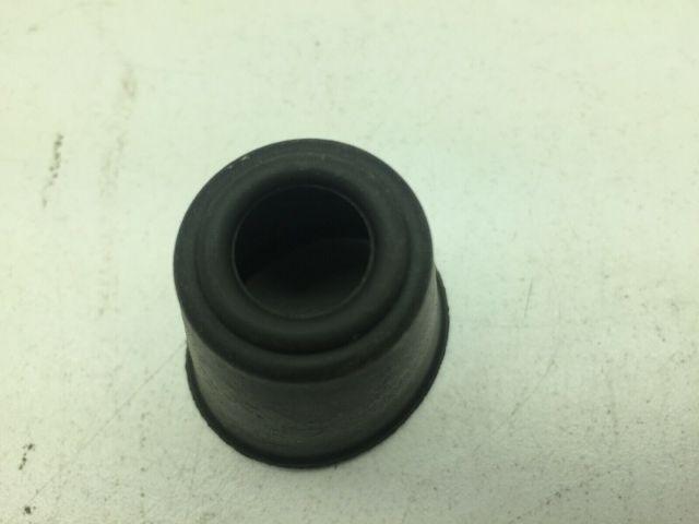 Fisher 1V117006992 Dust Seal LOT OF 3