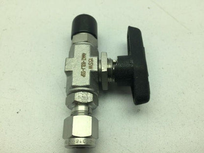 Parker 4M4Z-B2LJ-SSP 6000PSI B-Series Ball Valve, SS, 1/4 MNPT x1/4"Compresion