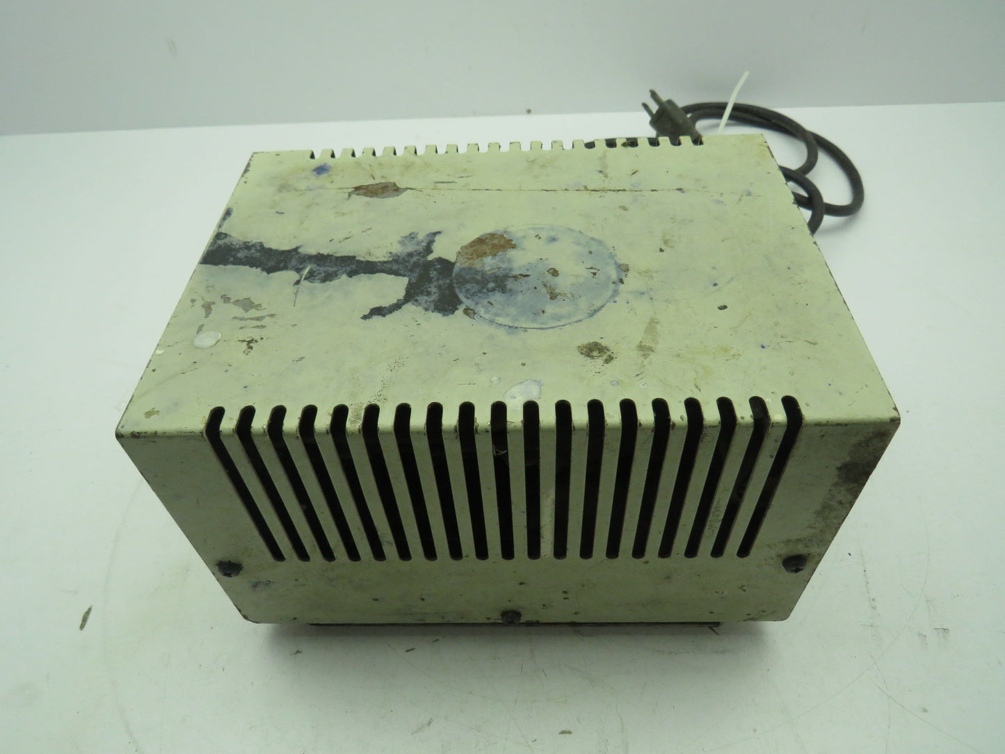 Sola 25-585-01 Constant Voltage Transformer Mini Micro Computer Regulator 120V