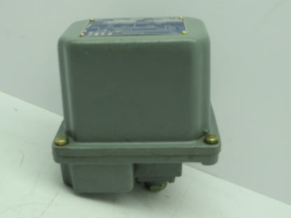 Square D  GBR-2 Pressure Switch 20-675 PSI 120-600V Class 9012