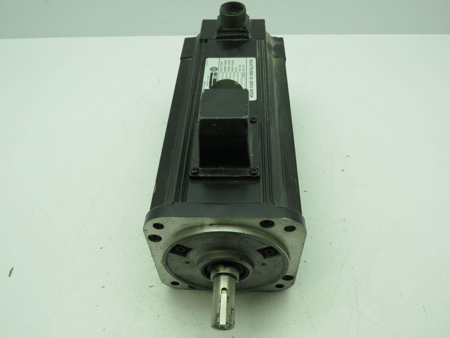 Allen Bradley  8500-A2D-L1AN  AC Servo Motor 0.85 KW 1500 RPM