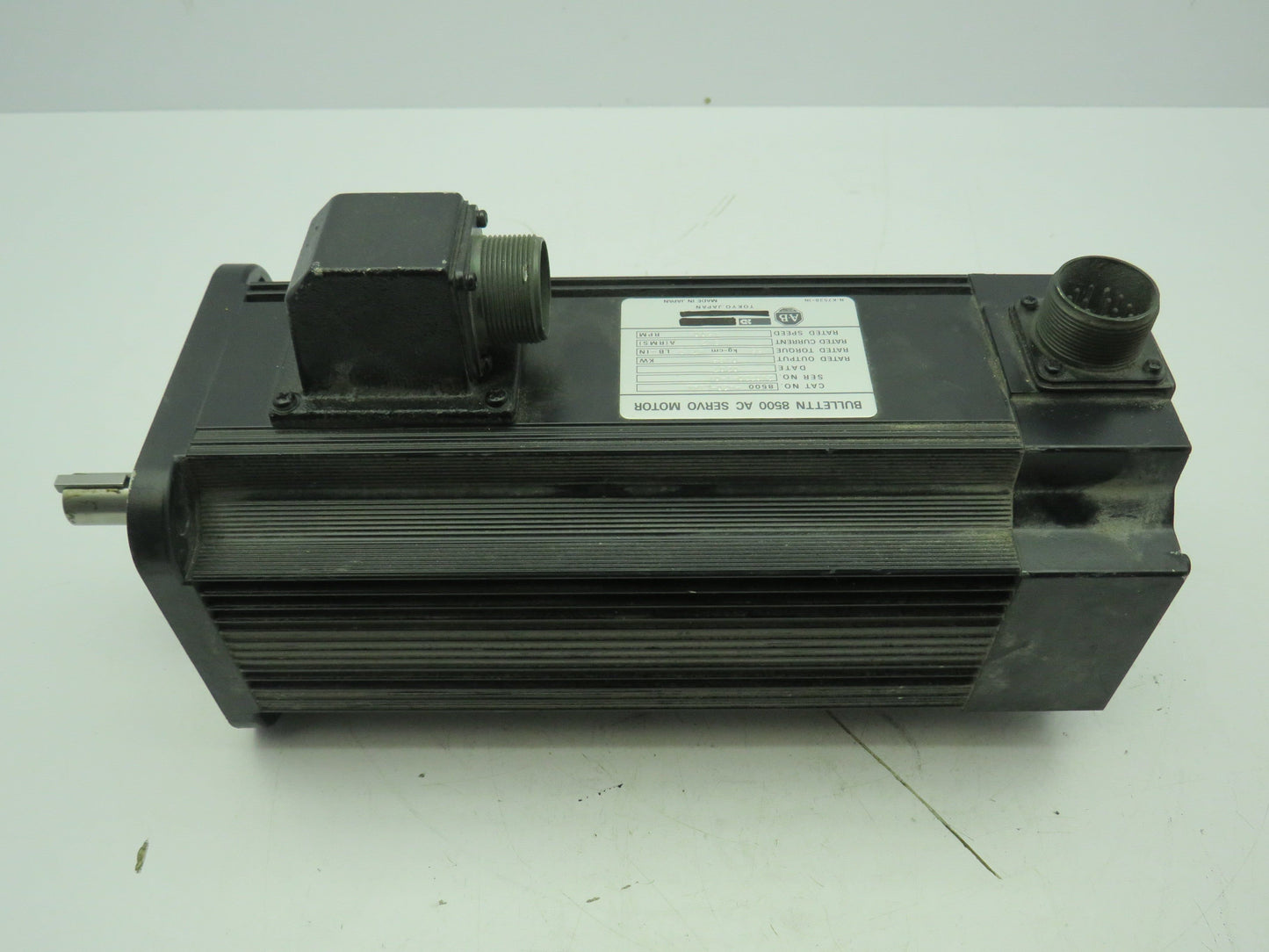 Allen Bradley  8500-A2D-L1AN  AC Servo Motor 0.85 KW 1500 RPM