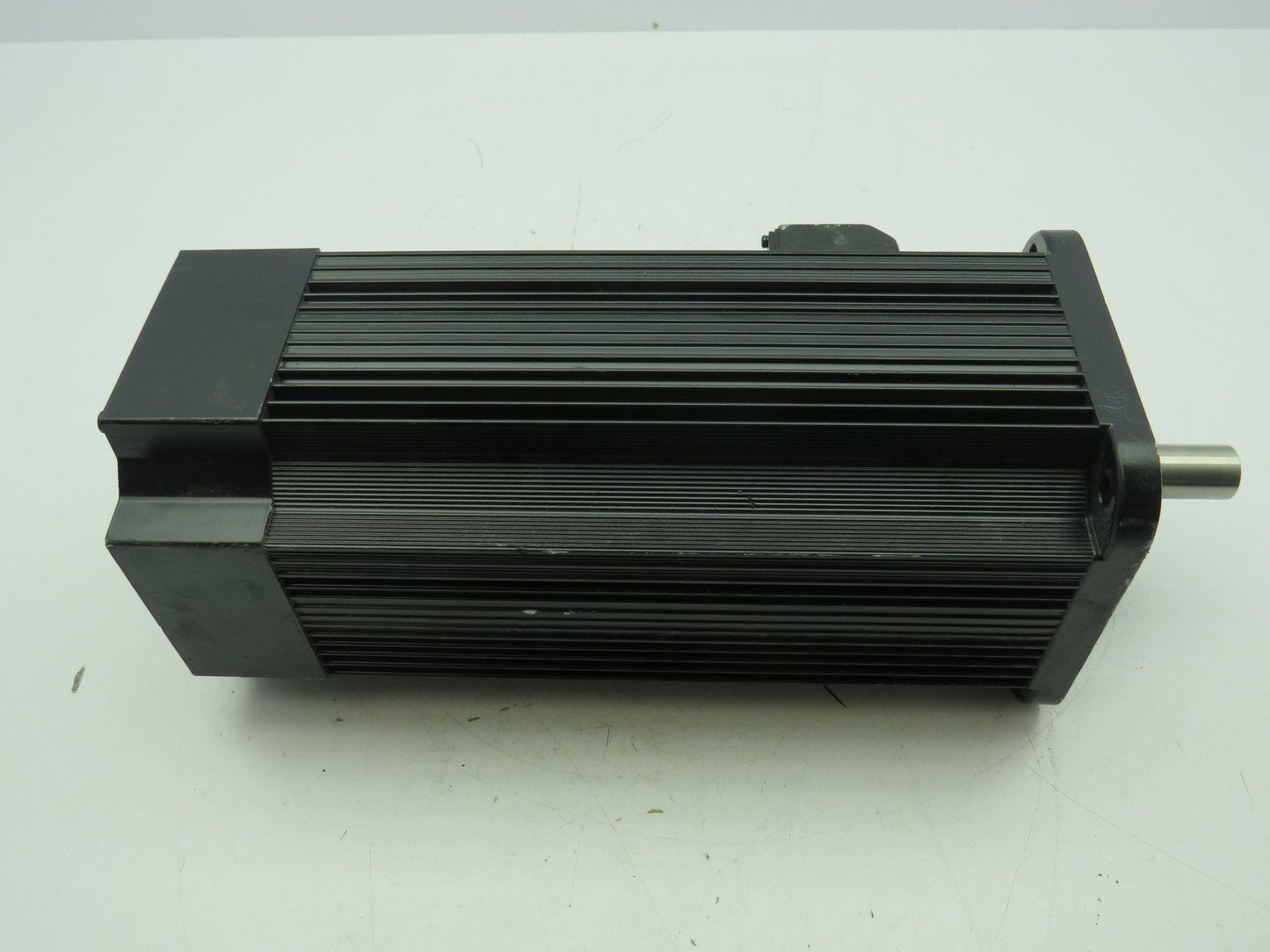 Allen Bradley  8500-A2D-L1AN  AC Servo Motor 0.85 KW 1500 RPM