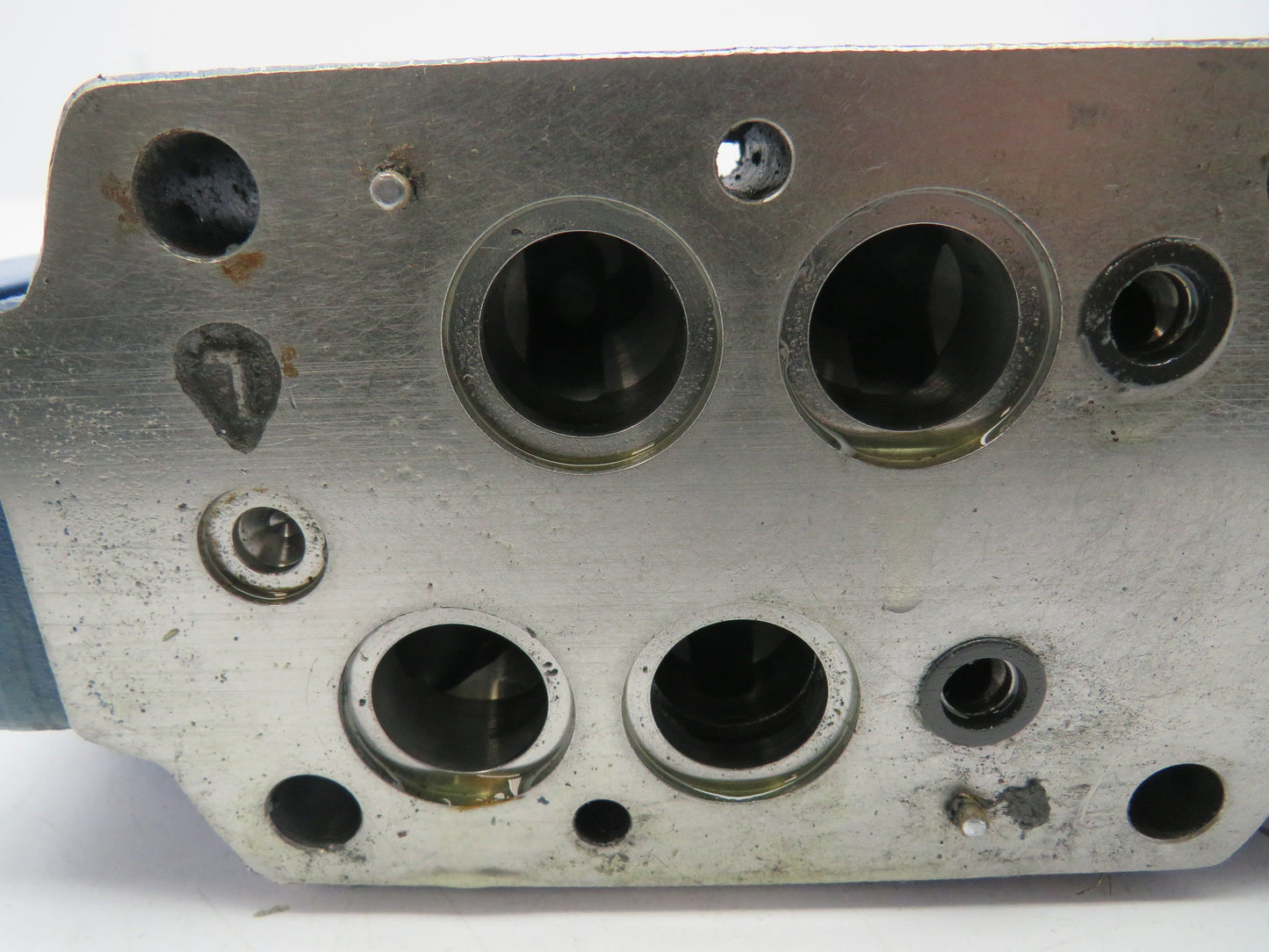 Rexroth 4WRTE16V200L-4X/6EG24EK31/AIM Hydraulic Directional Valve R900975264