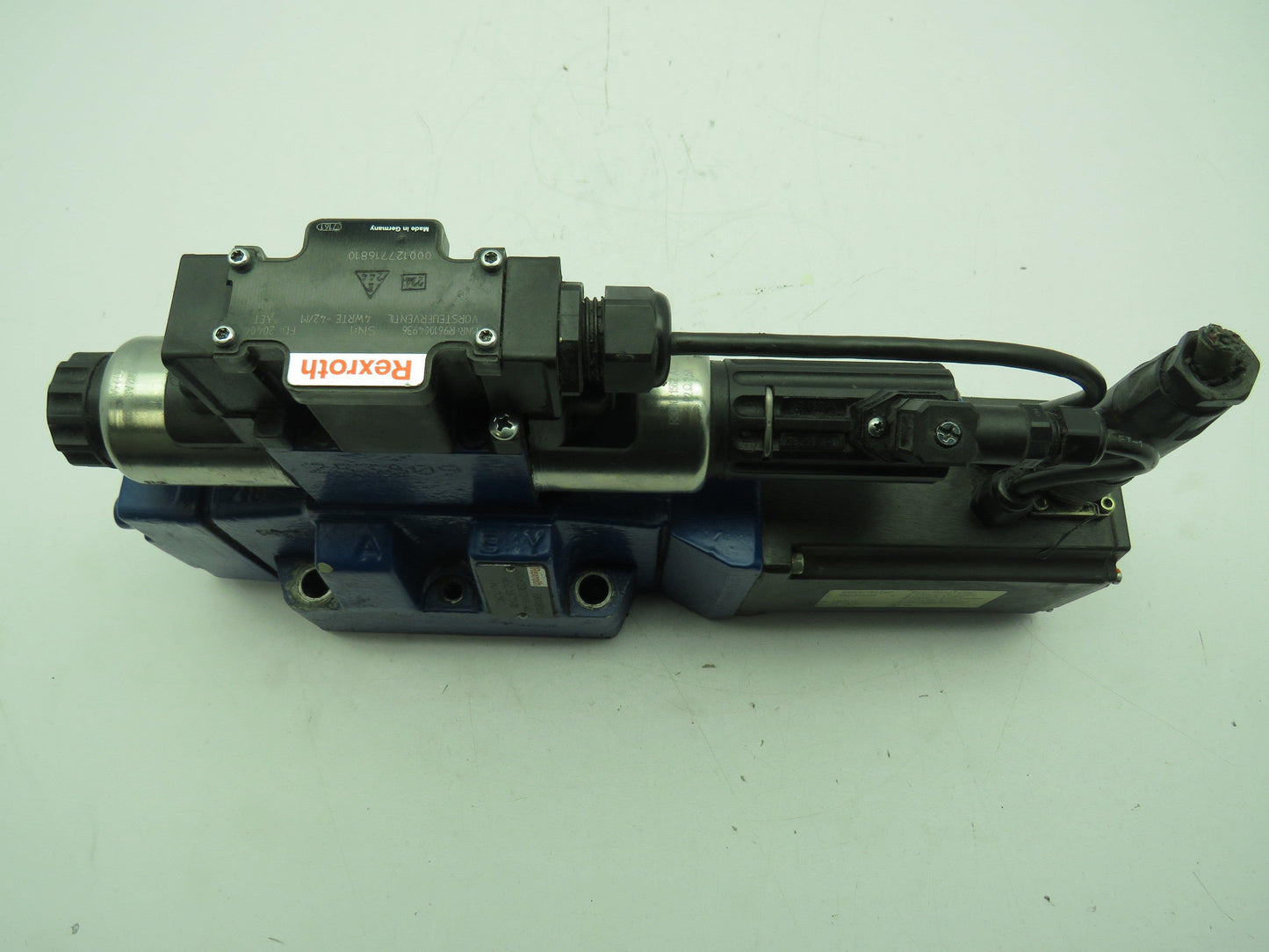 Rexroth 4WRTE16V200L-4X/6EG24EK31/AIM Hydraulic Directional Valve R900975264