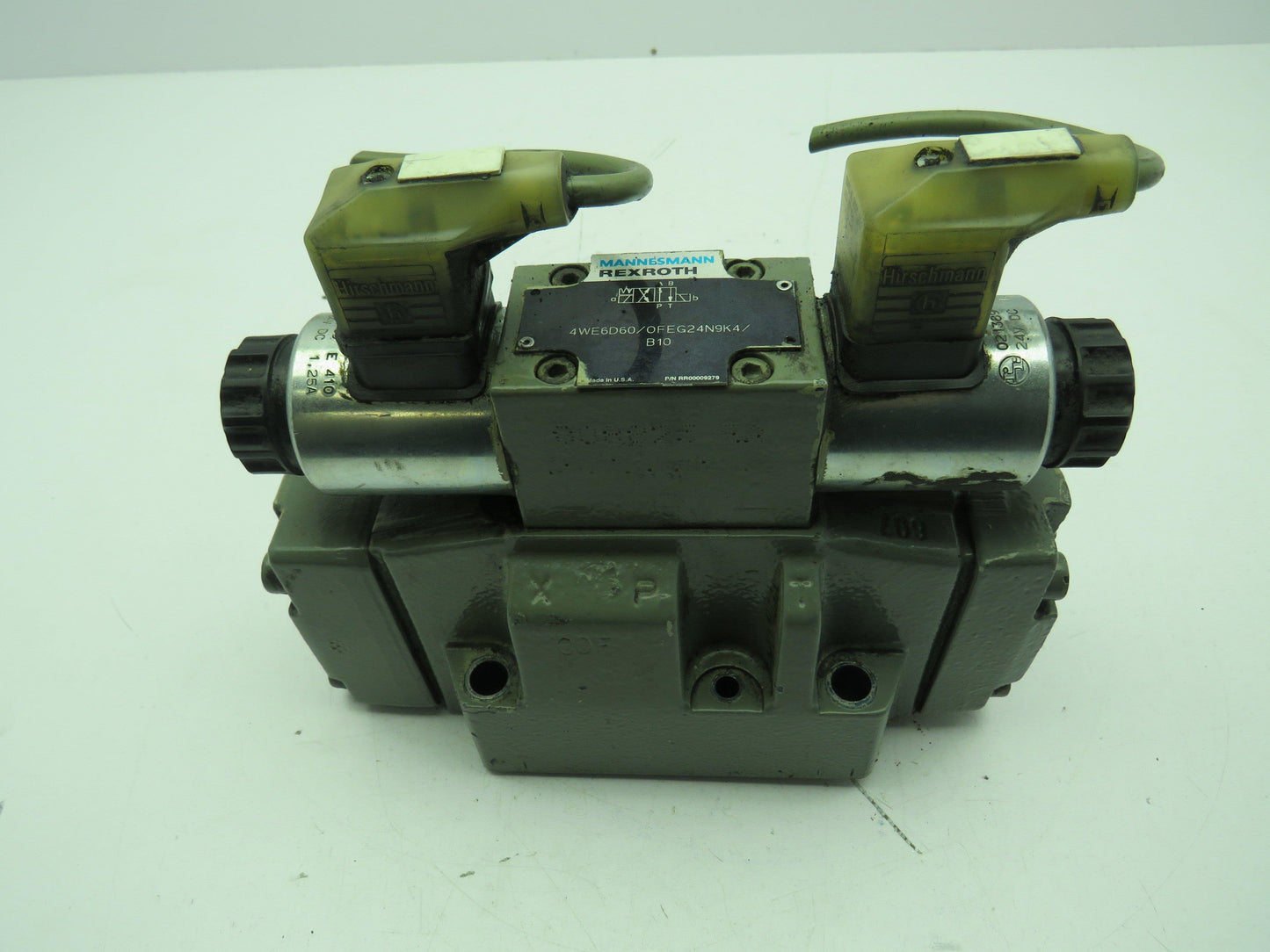 Rexroth 4WEH16C70/OF6EG24-N9K4/B10 Hydraulic Double Solenoid Valve 4WEH16C70