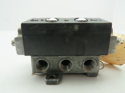 Alkon A-A7986 14 DC:013098 Pneumatic Valve 5 Port 1/4" NPT Pilot Actuated