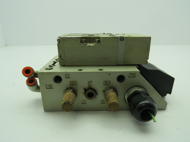 Numatics 061BA400M Solenoid Valve w/ Manifold Base