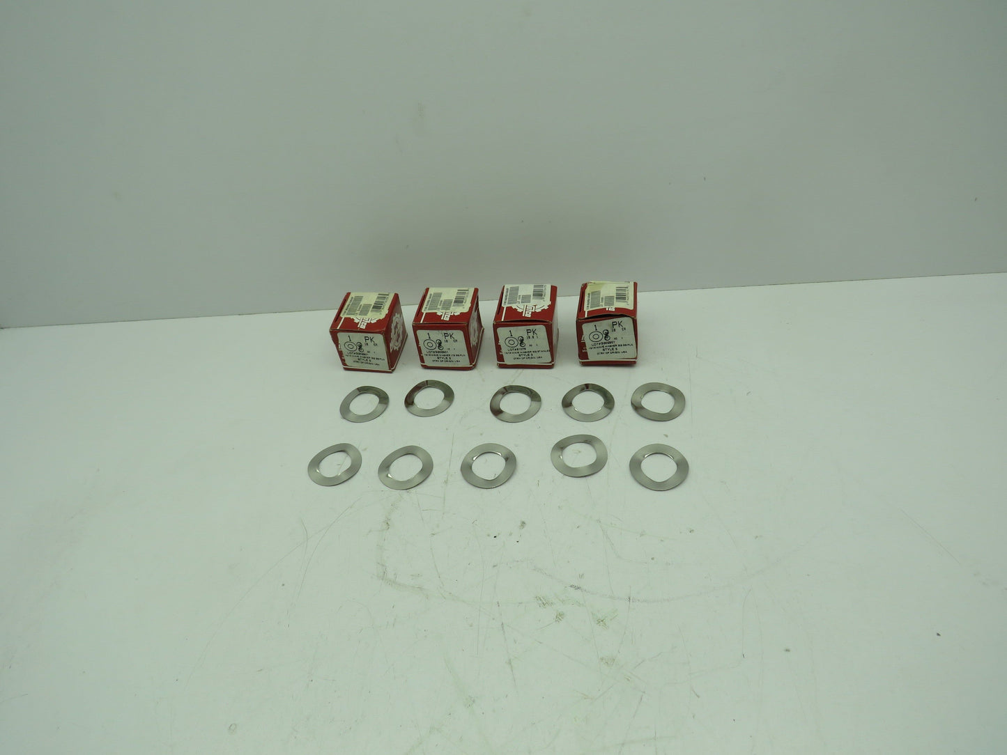 Zoro WA3W35153503P Wave Washer 15/16 SS Plain Style 3 Wavy  LOT OF 40