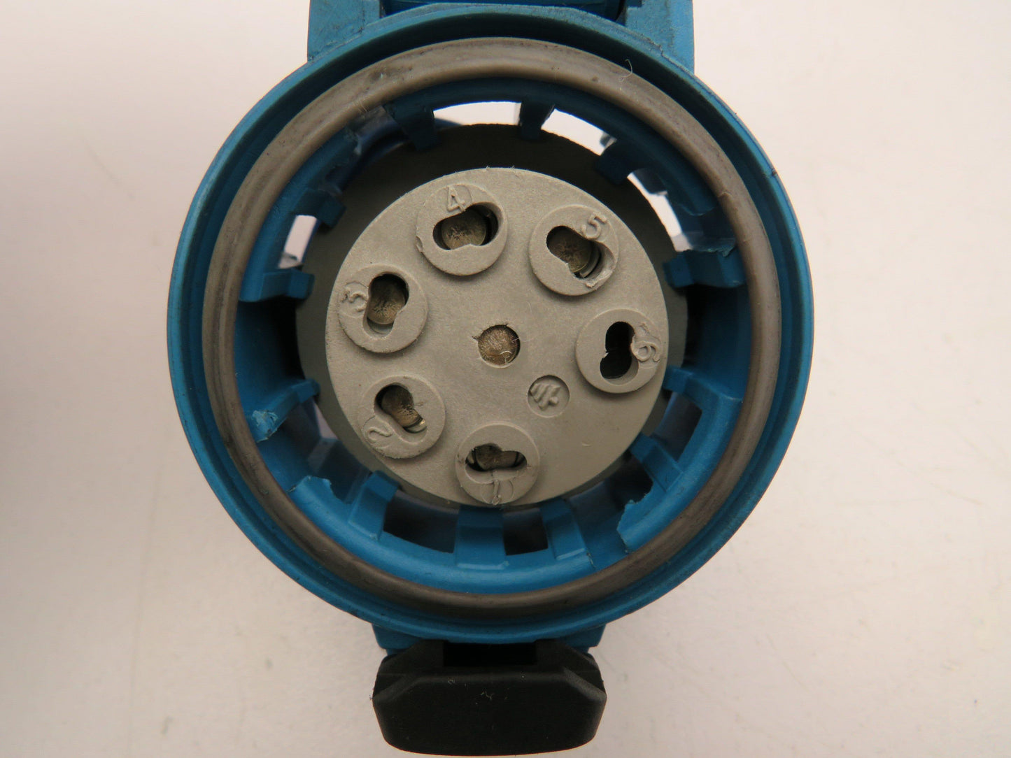 Marechal 01-P4051 Meltric PN7C Poly Receptacle 6-Wire 5-Pin Female Connector 15A