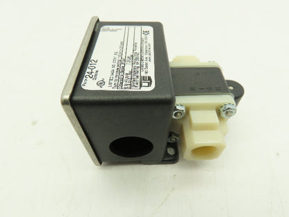 24-012 UE Delta-Pro Differential Pressure Switch 4-45 PSID 1-SPDT 1/4" FNPS