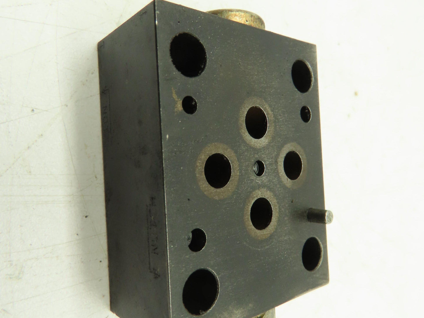 Sun Hydraulics ZVC/S 9FW9 Tap In Manifold