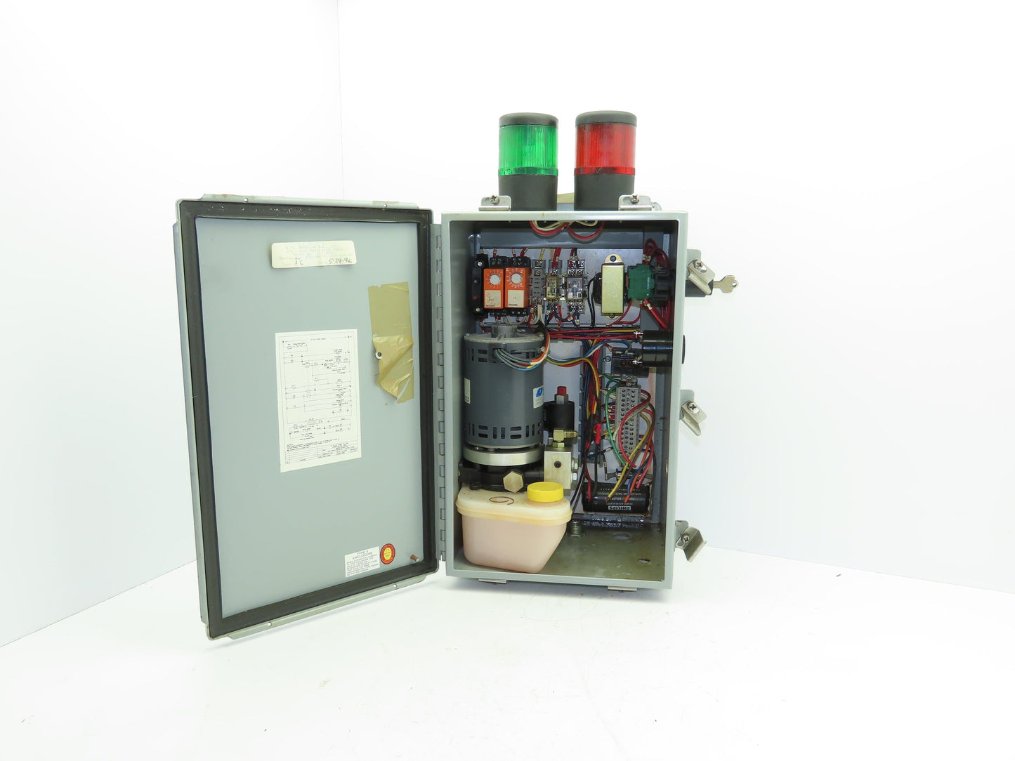 W.B. McGuire 112-393 HTR Loading Dock Vehicle Truck Restraint Control Panel Box