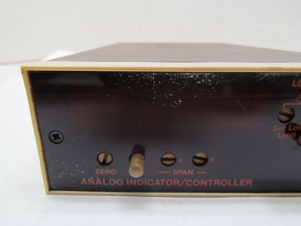 Daytronic 3363 Analog Indicator/Controller