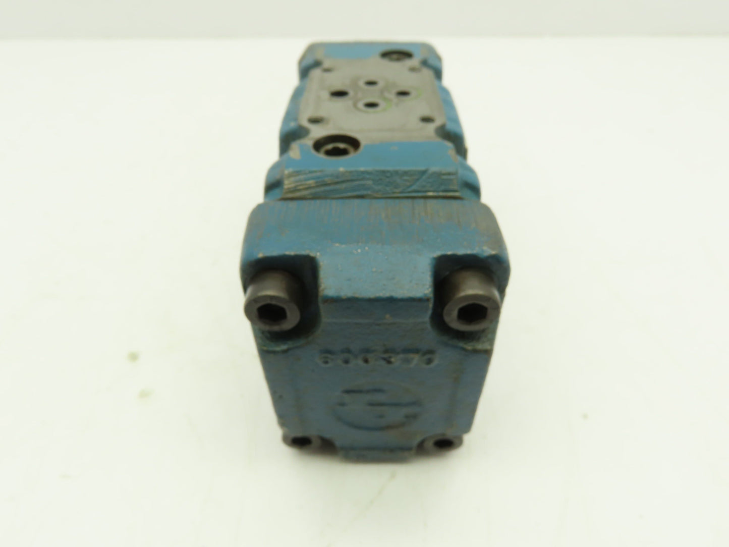 Rexroth 4WEH10D44 Hydraulic Spool Valve 4WEH10D44/OF6EG24N9ETS2DK24L Type D