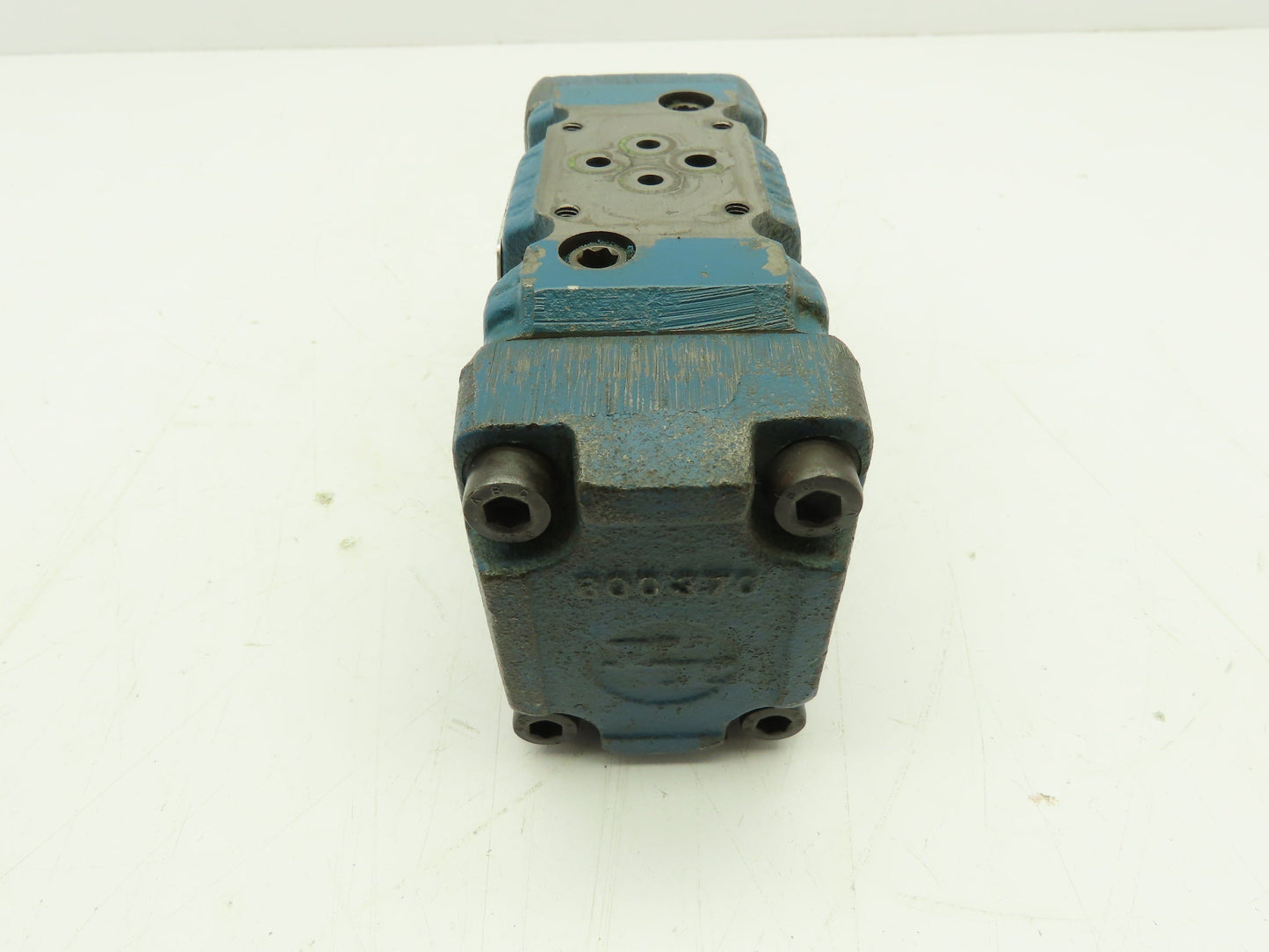 Rexroth 4WEH10D44 Hydraulic Spool Valve 4WEH10D44/OF6EG24N9ETS2DK24L Type D