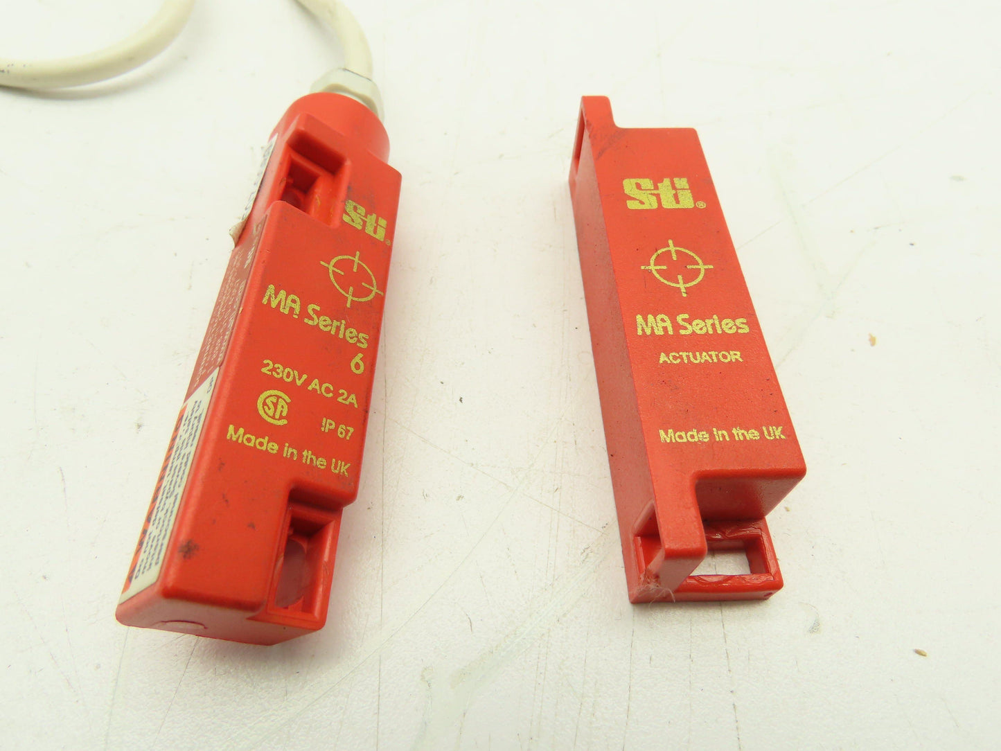 Scientific Technologies 28361-0010 STI MA Series 6  Coded Sensor With Actuator