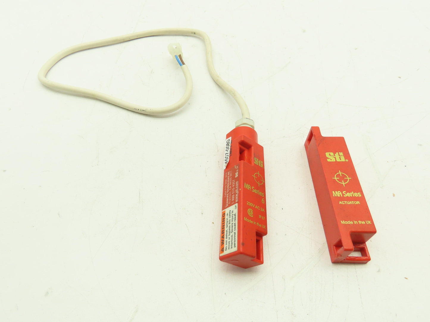 Scientific Technologies 28361-0010 STI MA Series 6  Coded Sensor With Actuator