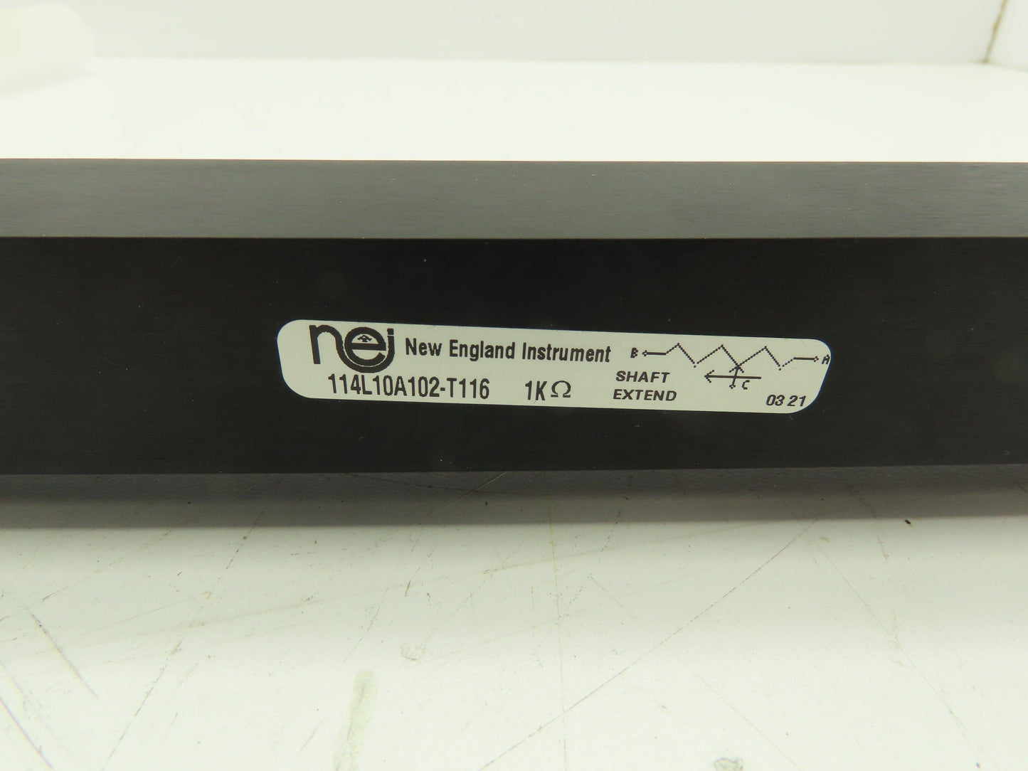 New England Instrument 114L10A102-T116 Transducer