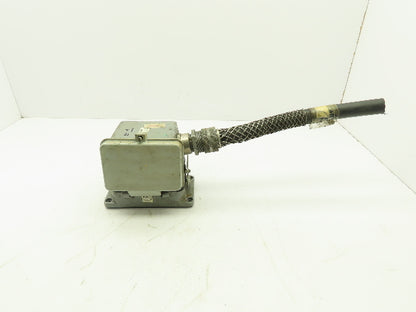 T&B MS 224B Pin & Sleeve Connector Plug 16A 24-Pin Steel Housing Box Side Entry