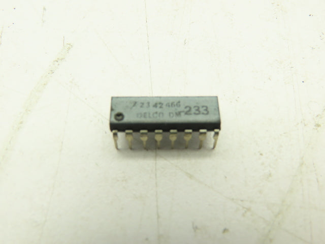 Delco DM233 Audio/Video DIP IC 16-Pin Integrated Circuit 72342466  LOT OF 20
