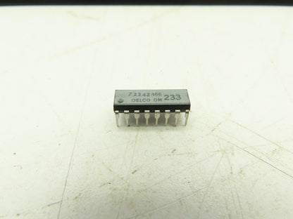 Delco DM233 Audio/Video DIP IC 16-Pin Integrated Circuit 72342466  LOT OF 30