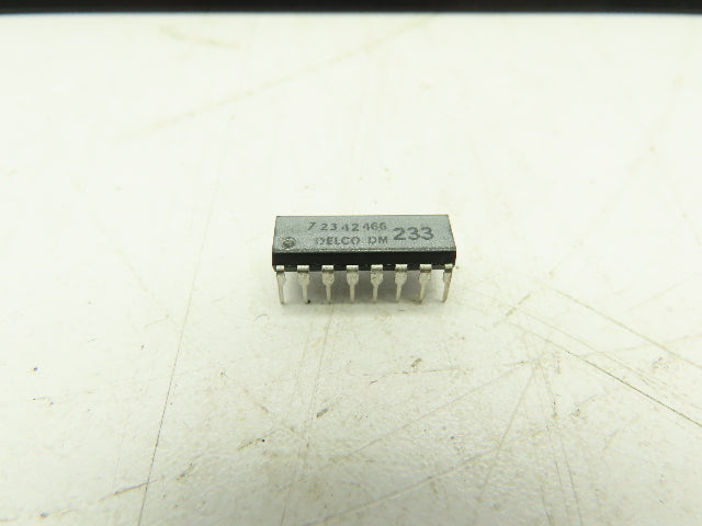 Delco DM233 Audio/Video DIP IC 16-Pin Integrated Circuit 72342466  LOT OF 30