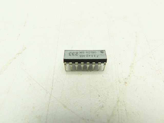 Delco DM233 Audio/Video DIP IC 16-Pin Integrated Circuit 72342466  LOT OF 30